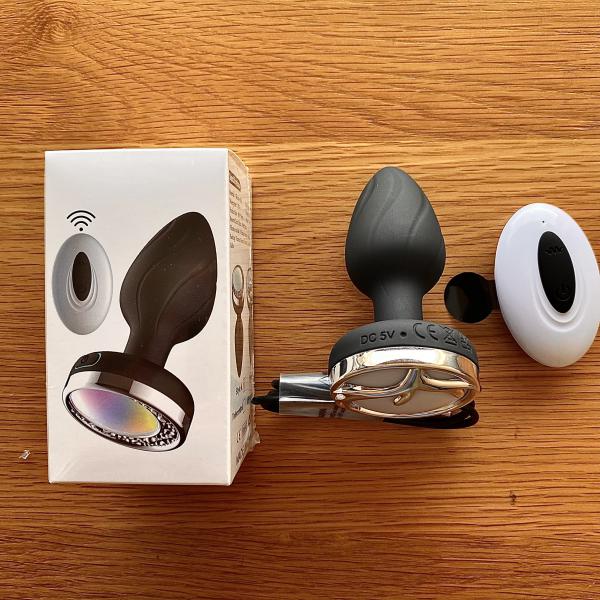 Sextoy Trứng Rung Phíc Cắm Hâu Môn 10 Chế Độ rung - Kết Hợp Đèn Lel Đổi Màu Điều Khiển