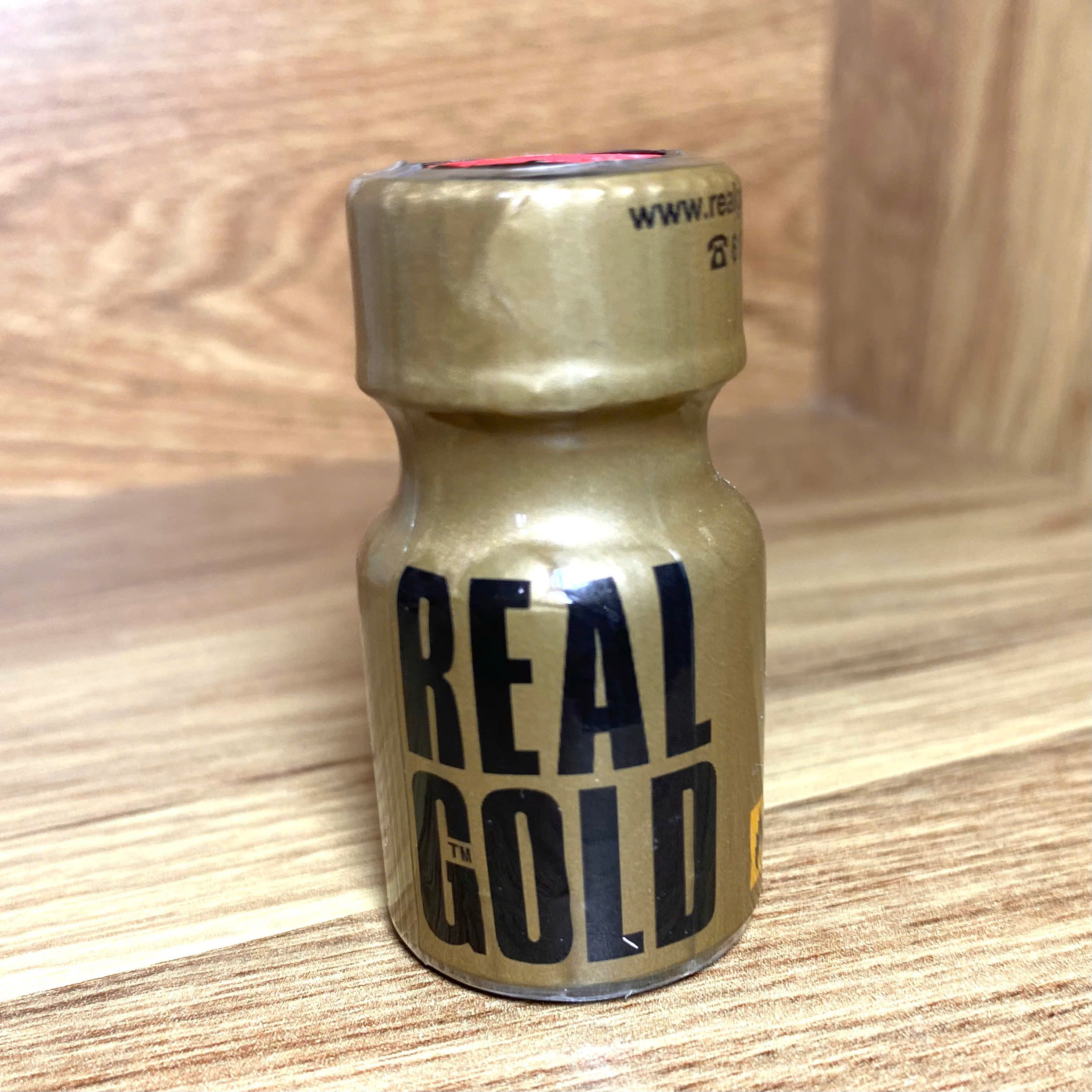 Mua Tinh Dầu Nước Ngửi Kích Dục Popper Real Gold Chai 10ml Nắp Đỏ Tăng Hưng Phấn Ham Muốn